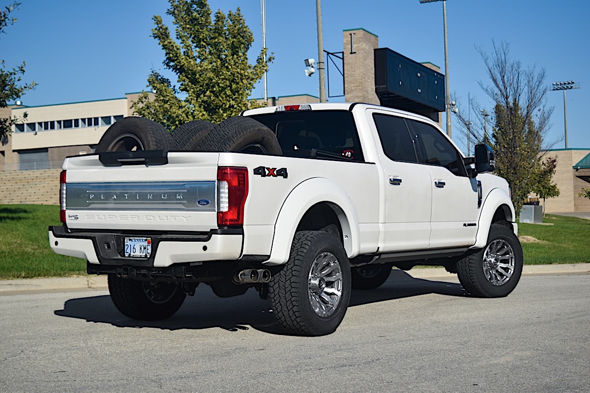 Ford F-250 Super Duty with Fuel 1-Piece Wheels Blitz - D693